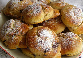 Kynuté briošky s čokoládou