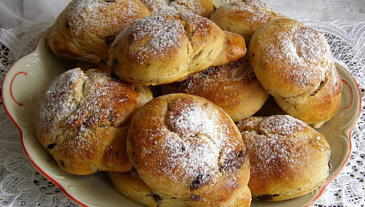 Kynuté briošky s čokoládou