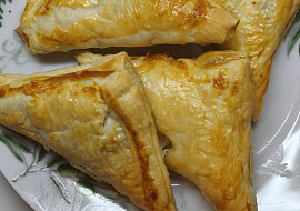 Šátečky z listového těsta plněné marmeládou