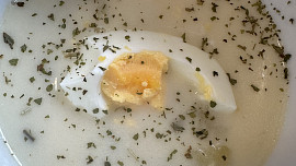 Sýrová polévka s vejcem