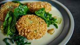 Bramborové karbanátky s modrým sýrem podle Marka Fichtnera