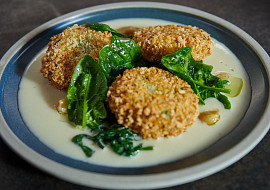 Bramborové karbanátky s modrým sýrem podle Marka Fichtnera