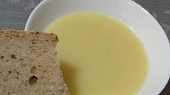 Celerová krémová polévka se šunkou, Bez šunky, s čerstvým chlebom