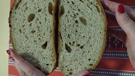 Kváskový kmínový chléb