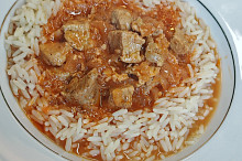 Jelikož jsem jako přílohu dělala rýži,tak jsem nechala řidší. Chuťově skvělé 😉