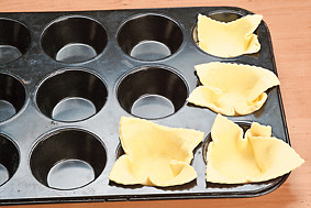 Domácí paštika v košíčku z listového těsta