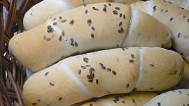 Jogurtové rohlíky se lněným semínkem