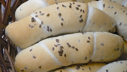 Jogurtové rohlíky se lněným semínkem