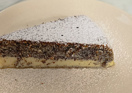 Makové řezy s podivným názvem Čuč na drát