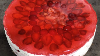 Nepečený dort s ovocem