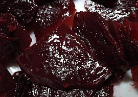 Pečená červená řepa