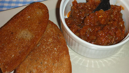 Pikantní lilková pomazánka