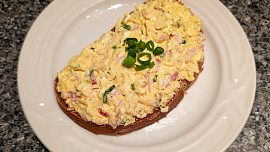 Sýrovo-uzeninová pomazánka