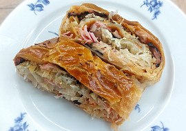 Slaný štrůdl se zelím