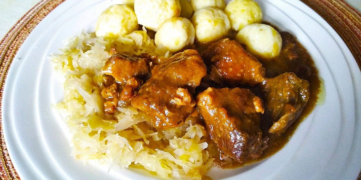 Vepřové výpečky se zelím podle babičky