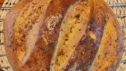 Domácí kmínový chleba