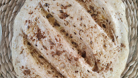 Domácí kmínový chleba