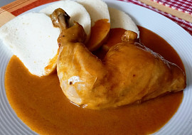 Kuře na paprice s kapiemi