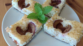 Ovocný koláč z jogurtu