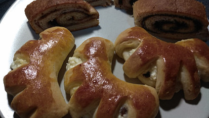 Pruhované rohlíčky s tvarohem