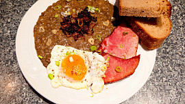 Čočka na česneku a cibulce