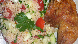 Hrníčkový salát Tabbouleh