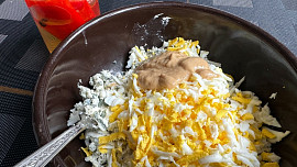 Lahodná nivová pomazánka