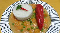 Plněné papriky ve smetanovo-zeleninové omáčce