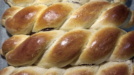 Pudingoš bez kynutí podle Markéty v troubě