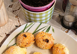 Sýrové kuličky k pohoštění