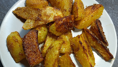 Brambory s kukuřičnou krupicí