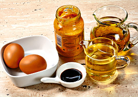 Domácí majonéza s pečeným česnekem