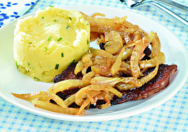 Hovězí roštěná s dušeným fenyklem