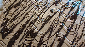 Kakaové řezy s mascarpone - šlehačkovým krémem