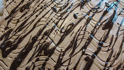 Kakaové řezy s mascarpone - šlehačkovým krémem