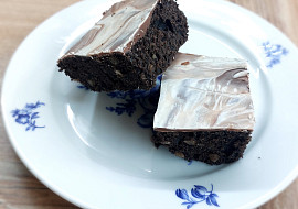 Perník s marcipánovou polevou