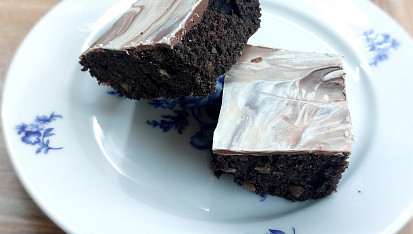 Perník s marcipánovou polevou