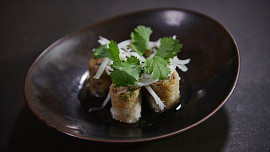 Smažené závitky podle Khanha Taa