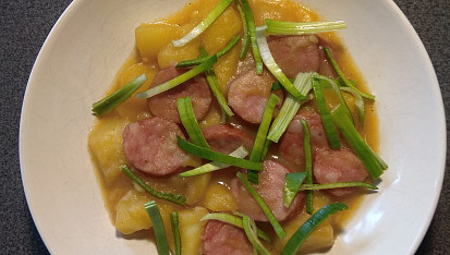 Buřtguláš bez smetany