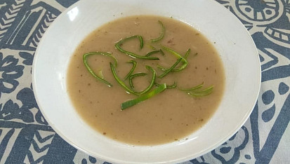 Chlebová česnečka