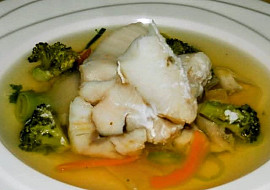 Polévka z rybích odřezků