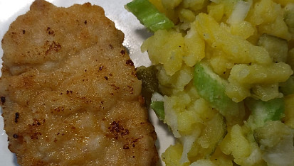 Řapíkatý bramborový salát k bleskové rybě