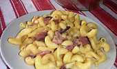 Těstoviny carbonara s parmezánem