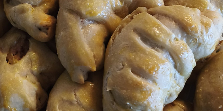 Nadýchané plněné rohlíčky (Nadýchané plněné rohlíčky)