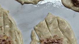 Nadýchané plněné rohlíčky