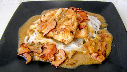 Kuřecí prsa s omáčkou s nakládaným pepřem