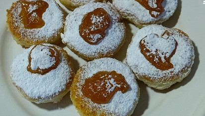 Masopustní šišky (univerzální těsto na koblihy, vdolky a šišky)