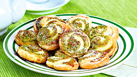 Pistáciové roládky z listového těsta