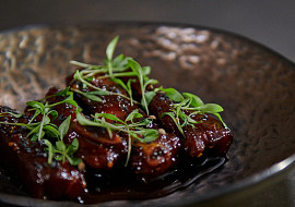 Vepřová žebra ve sladkokyselé omáčce podle Khanha Taa