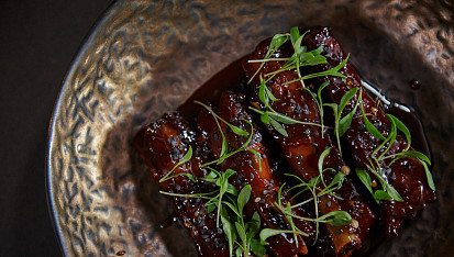 Vepřová žebra ve sladkokyselé omáčce podle Khanha Taa